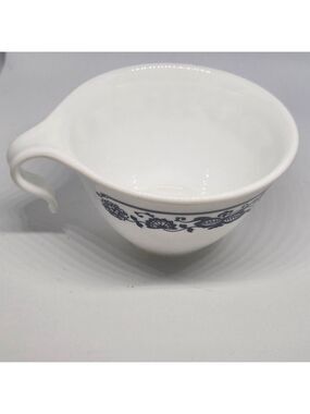Vintage Corelle Livingware Old Town Blue Onion Hook Handle Coffee Cups Set of 10